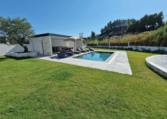 Hillside Villa